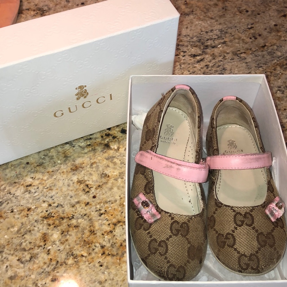 Gucci girls shoes